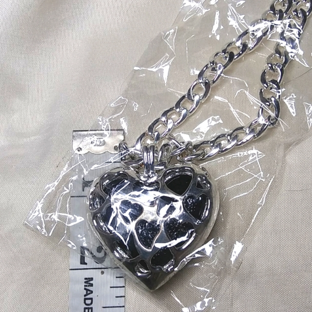 Statement Heart Necklace - Picture 6 of 6